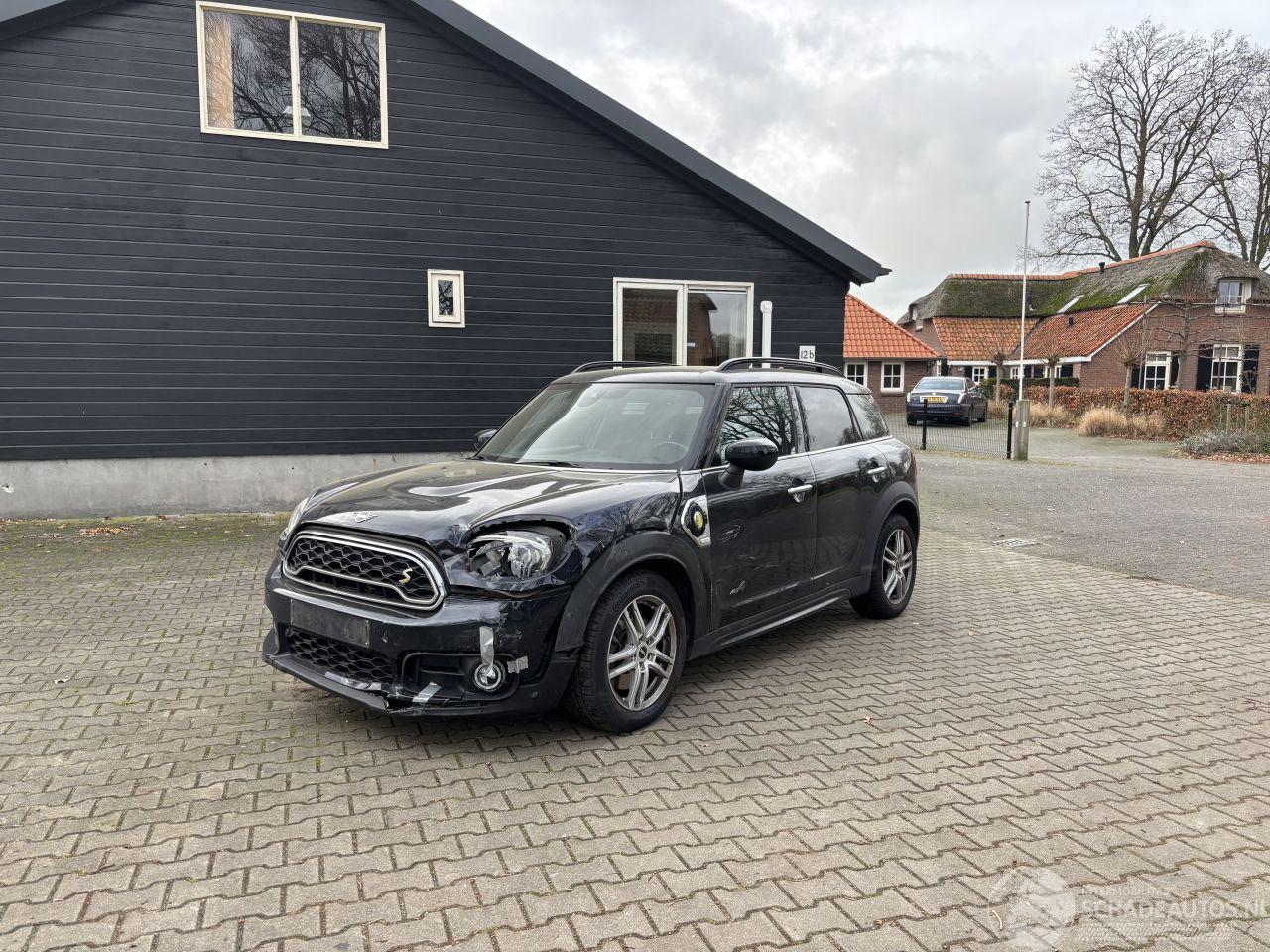 Mini Countryman SE ALL4 PLUG IN HYBRIDE LEER NAVI SPORT LED B.J 12-2019