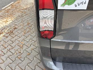 Volkswagen Caddy Combi 5 BENZINE 116 PK CLIMA CAMERA TREKHAAK B.J 05-2025 picture 18