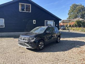 Coche accidentado Volkswagen T-Cross AUTOMAAT 116 PK NAVI CLIMA CAMERA B.J 12-2024 2024/12