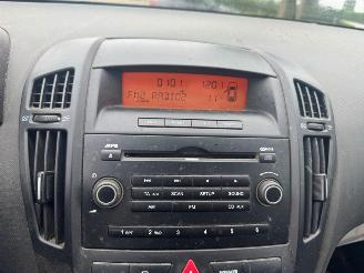 Kia Cee d  picture 18