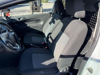 Ford Fiesta  picture 28