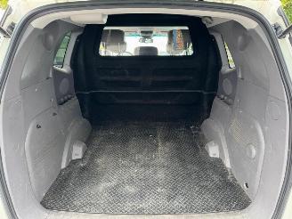 Ssang yong Rodius  picture 22