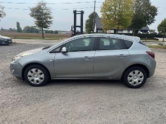 Opel Astra  picture 8