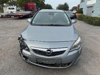 Opel Astra  picture 2