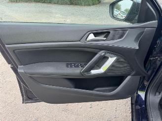 Peugeot 308 II SW ALLURE picture 33