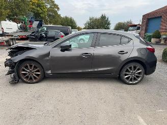 Mazda 3 BLACK LIMITED picture 8