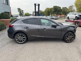 Mazda 3 BLACK LIMITED picture 4