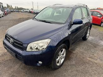 Damaged car Toyota Rav-4  2007/3