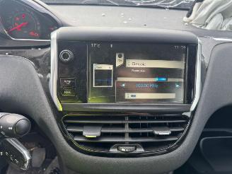 Peugeot 208 I  ACTIVE picture 18