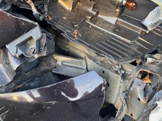 Mazda 2  picture 12