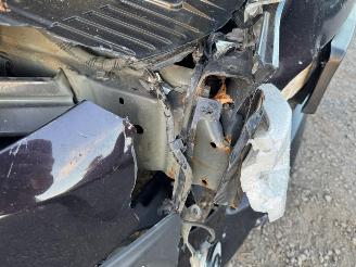 Mazda 2  picture 11