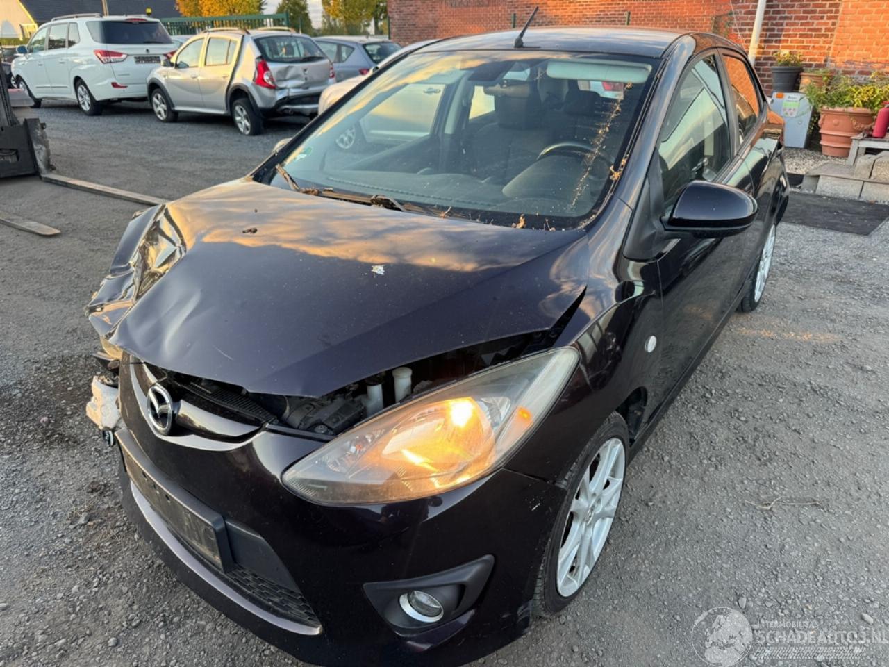 Mazda 2 