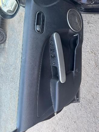 Mazda 2  picture 14