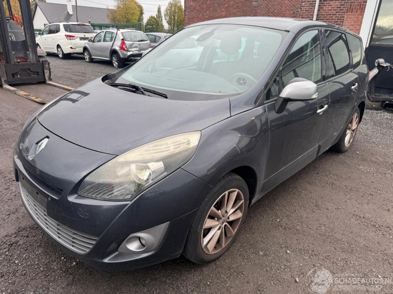 Renault Grand-scenic 