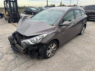 Unfallwagen Hyundai I-30  2013/4