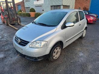 Vaurioauto  passenger cars Volkswagen Fox  2009/1