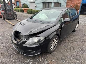 damaged passenger cars Seat Leon  2009/8