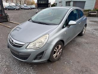 Vaurioauto  passenger cars Opel Corsa  2011/11