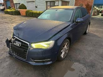 damaged passenger cars Audi A3  2015/11