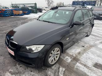 skadebil auto BMW 3-serie 320D 2006/5