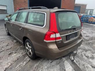 Volvo V-70  picture 7