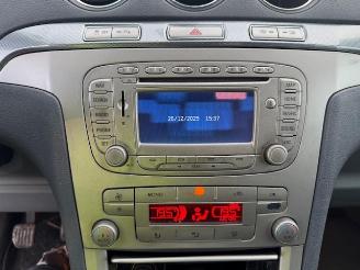 Ford S-Max  picture 23