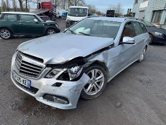 uszkodzony samochody osobowe Mercedes E-klasse  2012/3