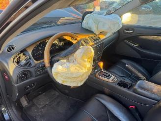 Jaguar S-type  picture 19