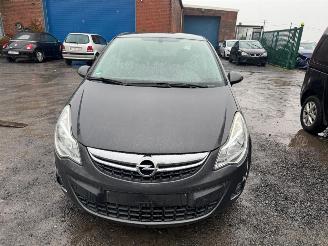 Schadeauto Opel Corsa D  ENJOY 2011/3