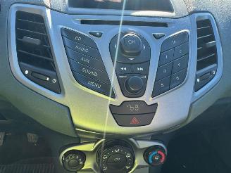 Ford Fiesta TREND picture 17
