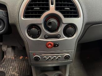 Renault Modus  picture 16