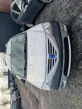 damaged passenger cars Dacia Logan I  LAUREATE 2008/10