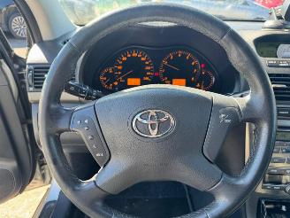 Toyota Avensis  picture 22