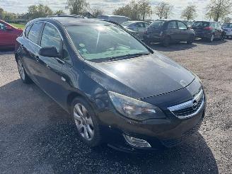 Opel Astra J  ACTIVE picture 3