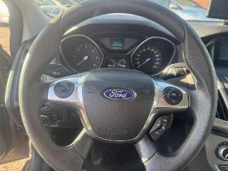 Ford Focus TREND picture 17