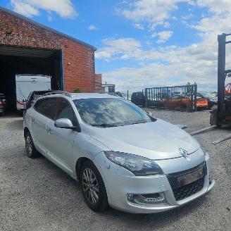 skadebil auto Renault Mégane III GRANDTOUR 2013/4