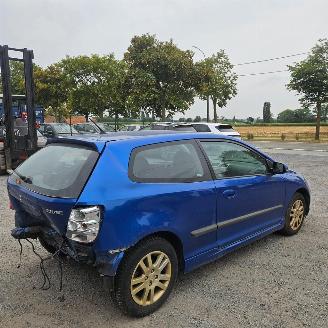 Honda Civic ES picture 5