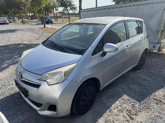Schadeauto Toyota Verso S  2011/8