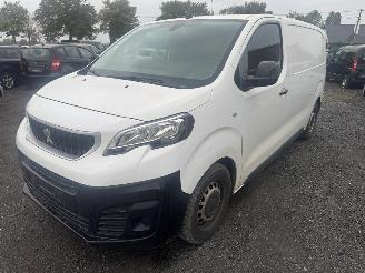 Unfallwagen Peugeot Expert  2019/8