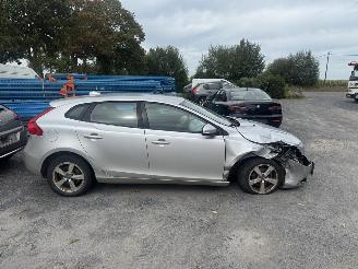 Volvo V-40 V 40 KINETIC picture 4