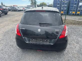 Suzuki Swift  picture 7