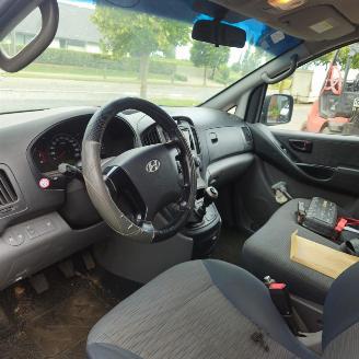 Hyundai H-1  picture 20