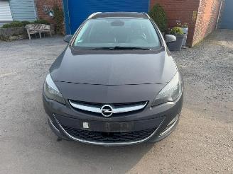 Opel Astra J  COSMO picture 2