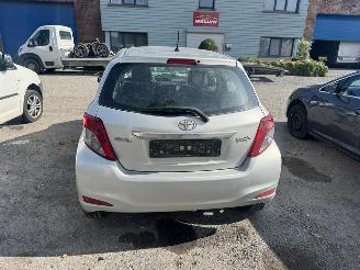 Toyota Yaris III  LIFE picture 8