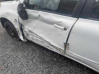 Nissan Micra  picture 9