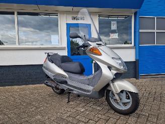 danneggiata motocicli Honda  PANTHEON 150CC 2-STROKE 2001/10