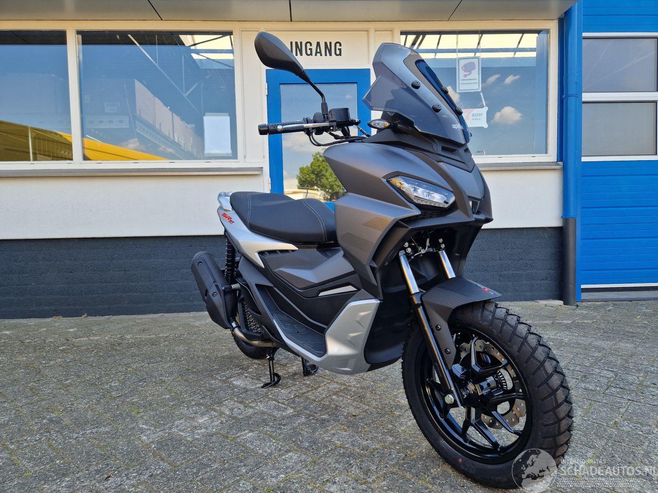 Aprilia  SR GT 200
