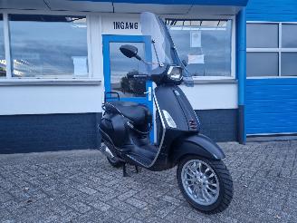 Schade scooter Vespa  SPRINT 25KM 2017/2