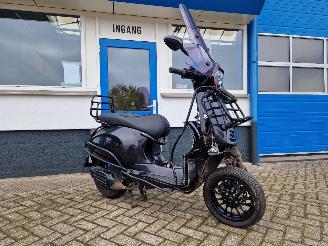 Vespa  SPRINT 45KM picture 2