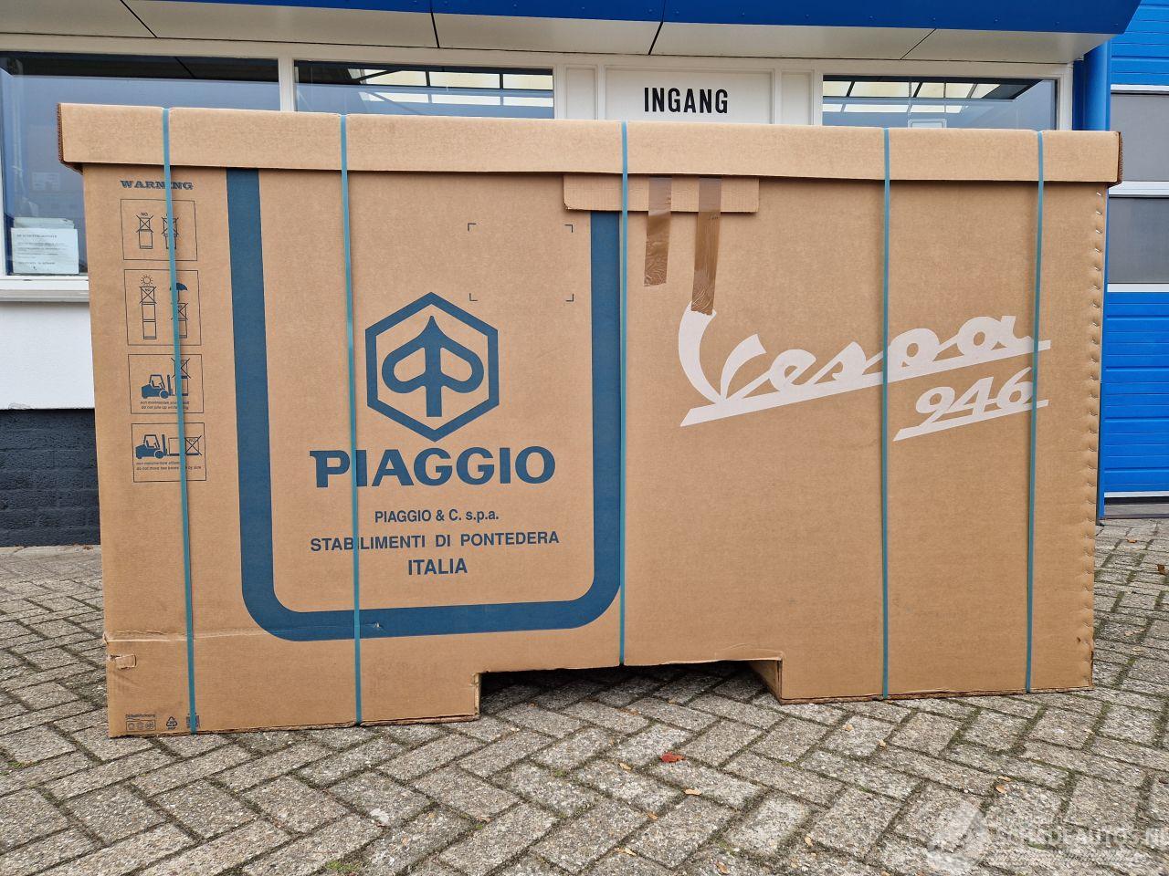 Vespa  946 ORIGINEEL NL